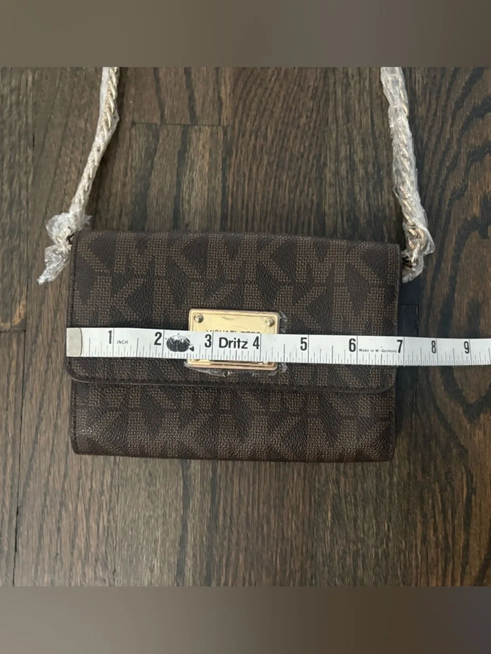 MICHAEL KORS | Purse | Brown Crossbody Bag with Gold Metal Hardware - Picture 11 of 16